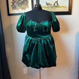 PrettyLittleThing Deep Green Velvet Dress